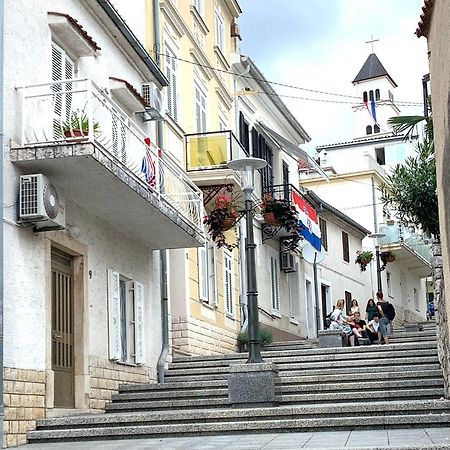 Crikvenica Right On The Beach Экстерьер фото