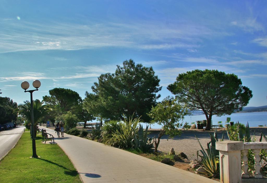 Crikvenica Right On The Beach Экстерьер фото